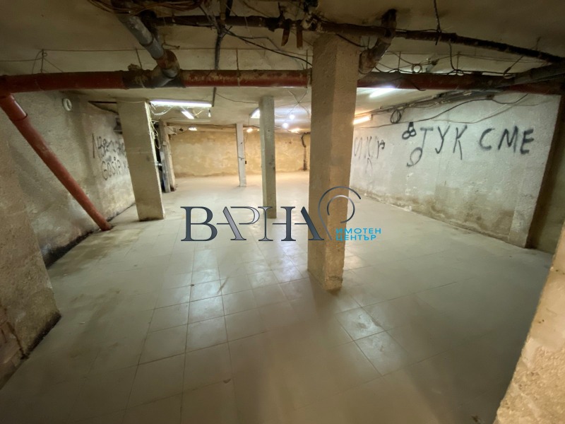 Продава ГАРАЖ, ПАРКОМЯСТО, гр. Варна, Левски 1, снимка 4 - Гаражи и паркоместа - 53245086