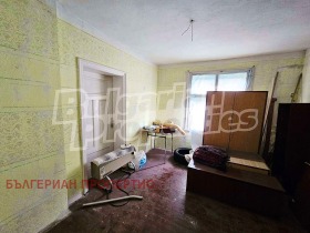 σπίτι Προδανοβτση, περιοχή Σόφια 13