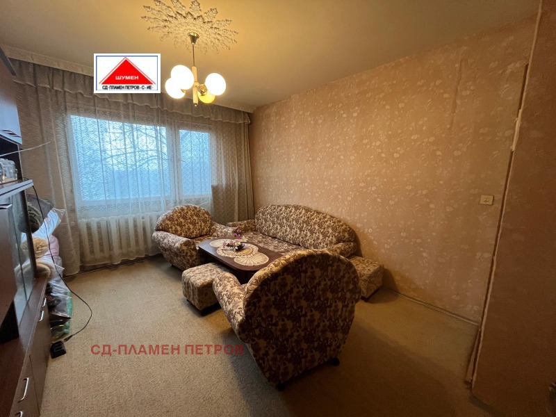 Продава  1-стаен град Шумен , Добруджански , 42 кв.м | 28173435 - изображение [2]