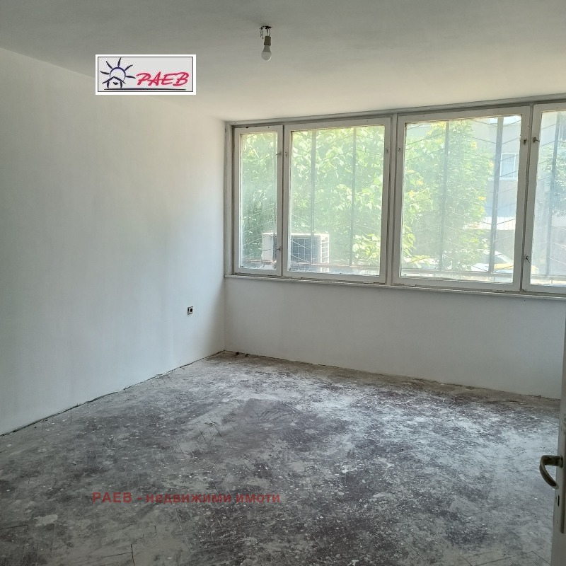 En venta  2 dormitorios Ruse , Tsentralen yuzhen rayon , 85 metros cuadrados | 44056867 - imagen [8]