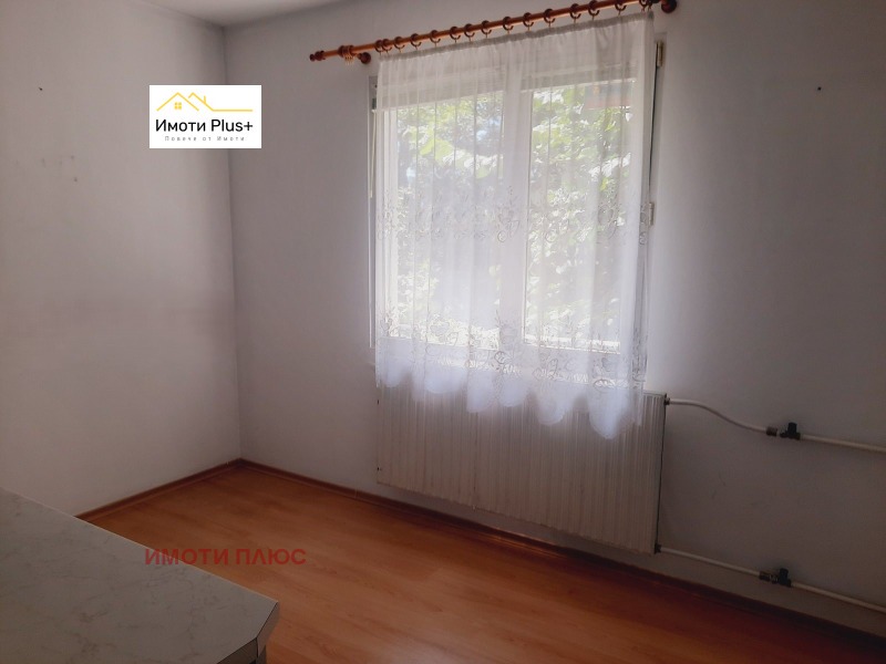 Продаја  2 спаваће собе Шумен , 5-ти полк , 61 м2 | 56170218 - слика [2]