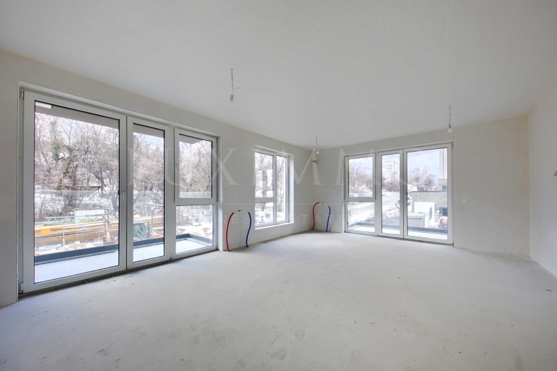 Продава 4-СТАЕН, гр. София, Красно село