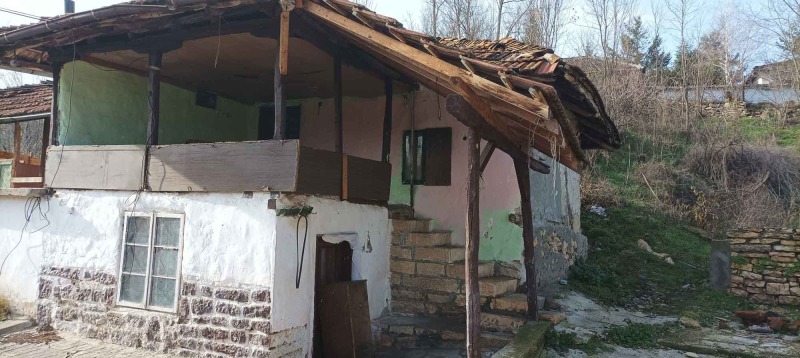 Продава КЪЩА, с. Дряновец, област Разград, снимка 3 - Къщи - 53174759