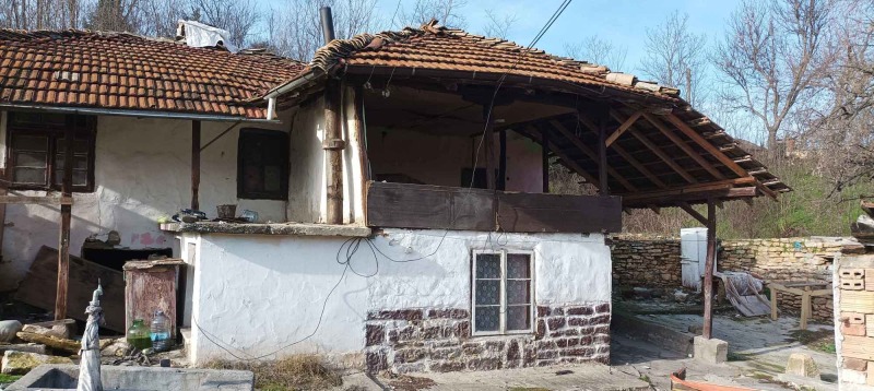 Продава КЪЩА, с. Дряновец, област Разград, снимка 2 - Къщи - 53174759