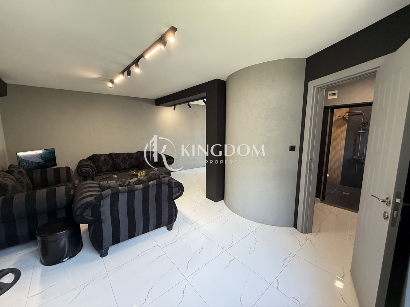 Продава КЪЩА, гр. София, Център, снимка 5 - Къщи - 56001749