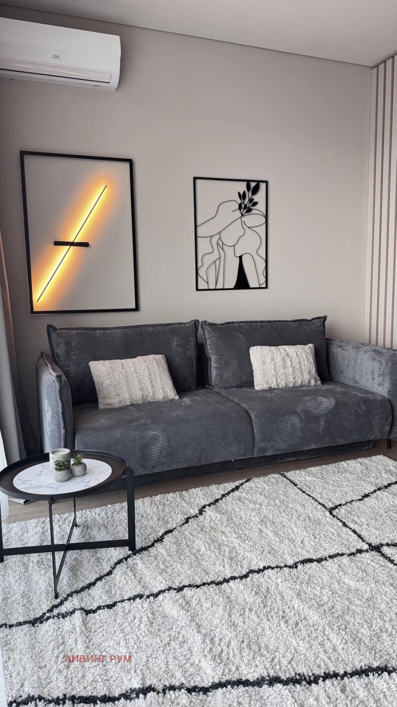 Продава  2-стаен град Варна , к.к. Св.Св. Константин и Елена , 81 кв.м | 92409493 - изображение [2]