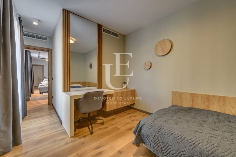 Na prodej  2 ložnice Sofia , Centar , 113 m2 | 16517247 - obraz [4]