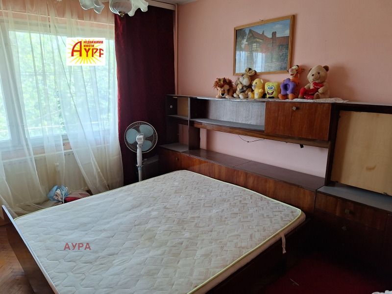 Eladó  2 hálószobás Vraca , Mladost , 89 négyzetméter | 42755142 - kép [2]