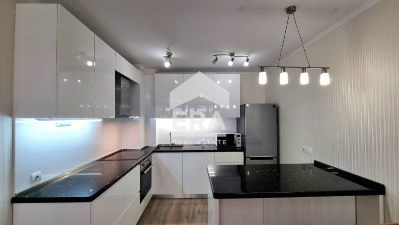 In vendita  2 camere da letto Ruse , Tsentar , 133 mq | 58733898
