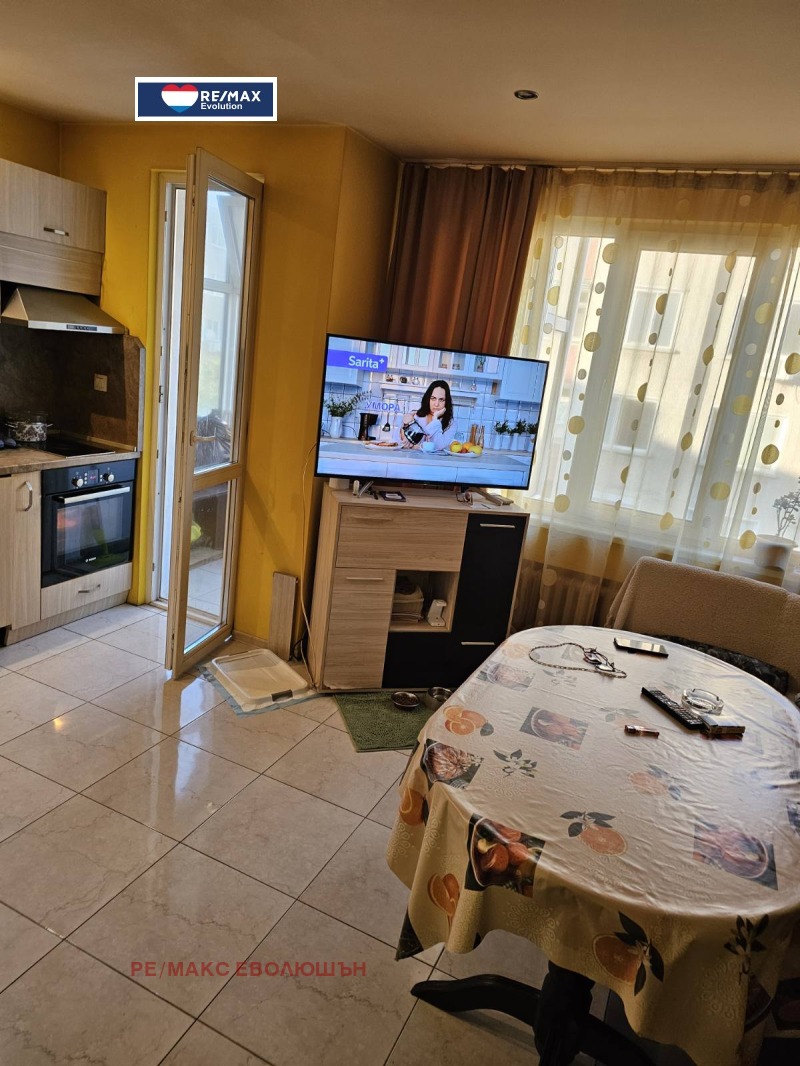 Продава МНОГОСТАЕН, гр. Разград, Варош, снимка 3 - Апартаменти - 53316511