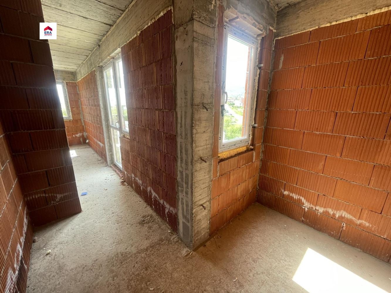 Продава 3-СТАЕН, гр. Пловдив, Остромила, снимка 3 - Апартаменти - 52813650