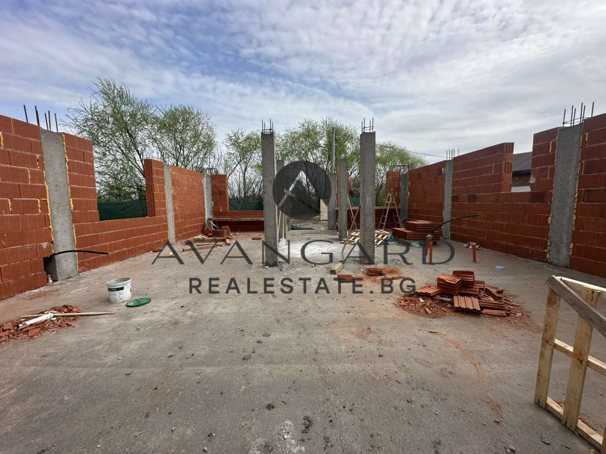 Продава КЪЩА, с. Войводиново, област Пловдив, снимка 2 - Къщи - 53324707