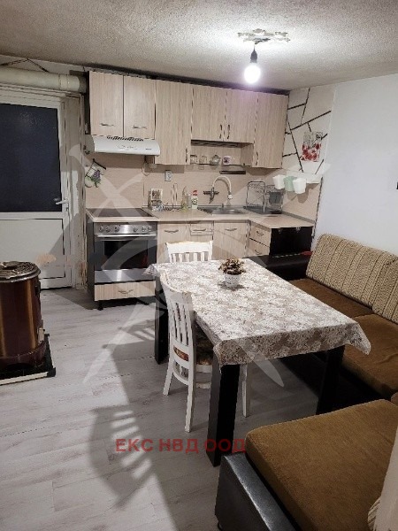 Продава ЕТАЖ ОТ КЪЩА | Imot.bg — изображение 1