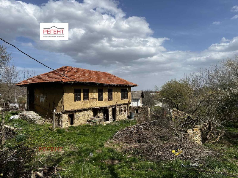 Продава КЪЩА в област Габрово, с. Велковци - 57 кв.м / 21 474.26 € » 42 000 лв., РЕГЕНТ