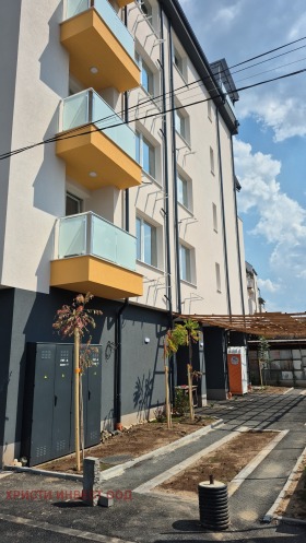 1 chambre Voenna rampa, Sofia