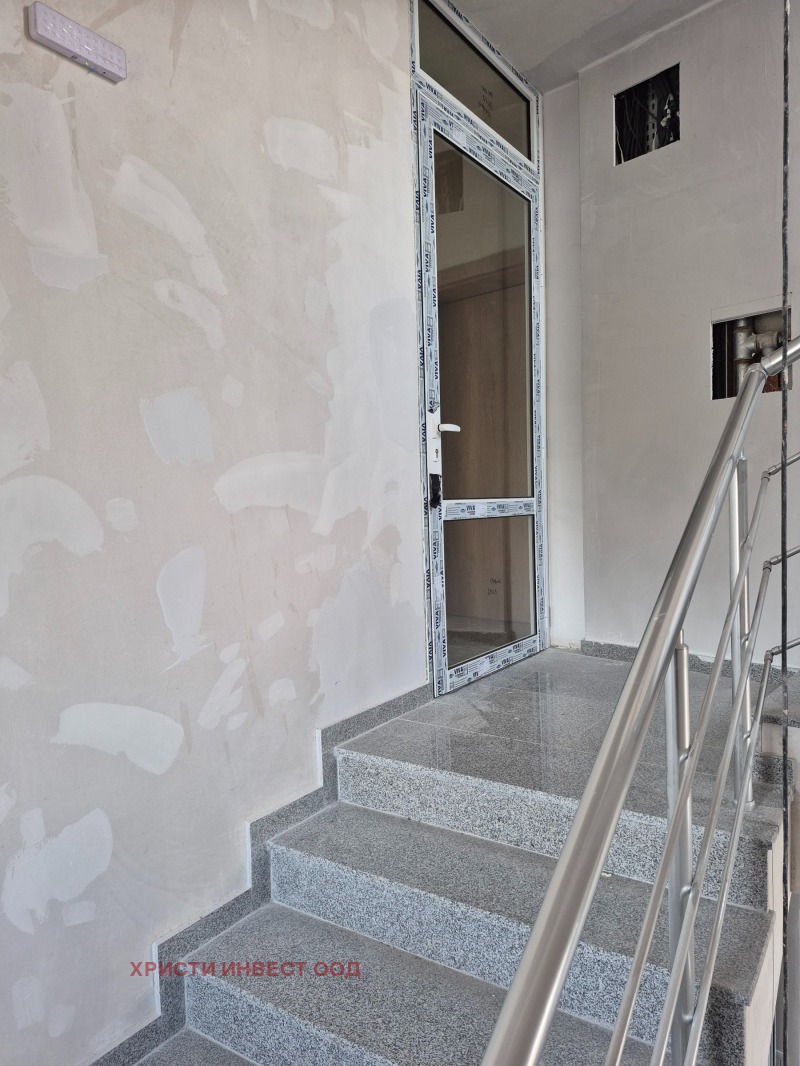 Myytävänä  1 makuuhuone Sofia , Voenna rampa , 98 neliömetriä | 37269279 - kuva [8]