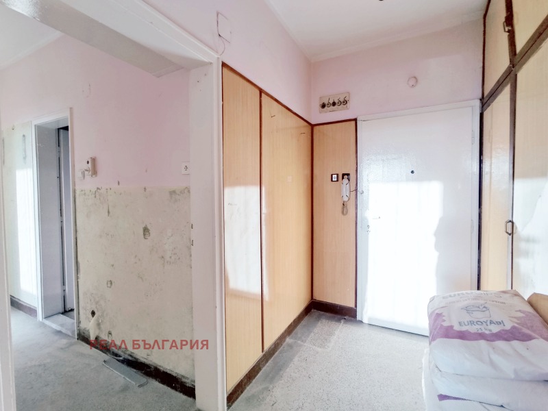Продается  1 спальня Русе , Широк център , 62 кв.м | 10762663
