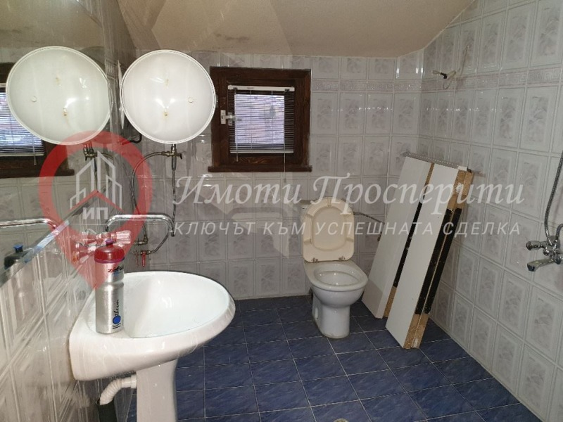 Продава КЪЩА, гр. Перник, Байкушева махала, снимка 15 - Къщи - 49064559