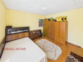 Hus Vetrino, region Varna 10