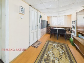Hus Vetrino, region Varna 4