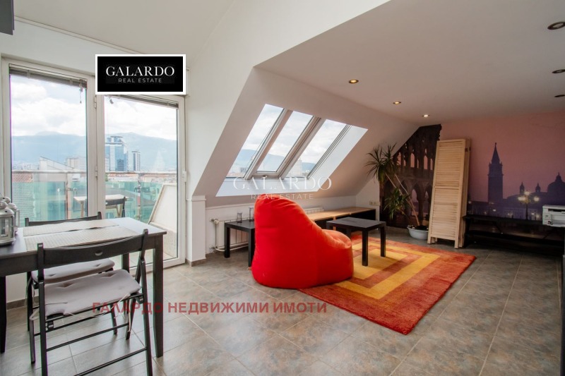 À vendre  Studio Sofia , Tsentar , 69 m² | 93198306
