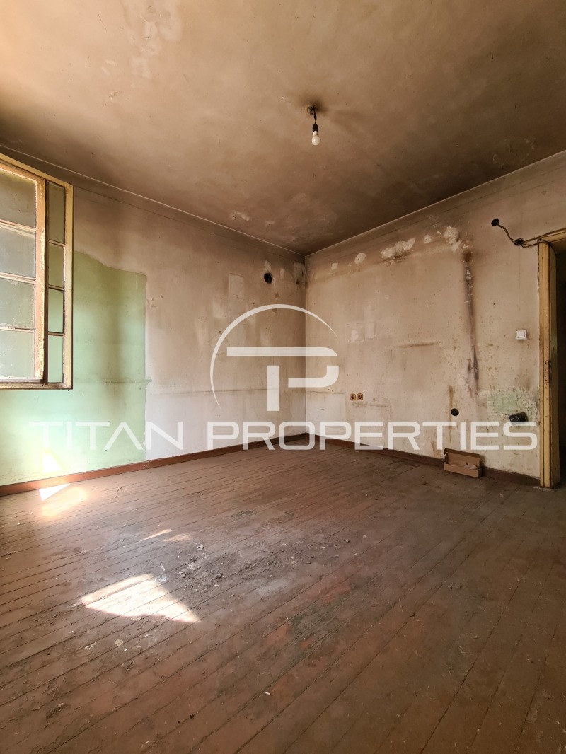 For Sale  1 bedroom Plovdiv , Kyuchuk Parizh , 65 sq.m | 56690511 - image [2]