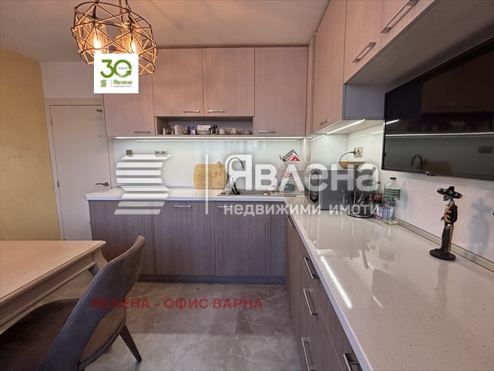 Продава 3-СТАЕН, гр. Варна, Чайка, снимка 2 - Апартаменти - 54744236