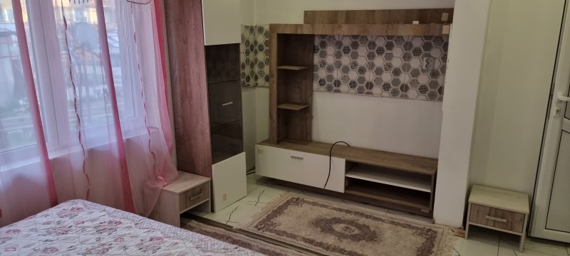 Продава  Етаж от къща град Разград , Житница , 75 кв.м | 50256066 - изображение [16]