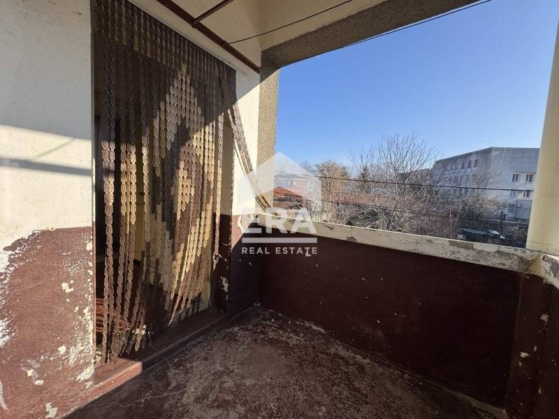Продава ЕТАЖ ОТ КЪЩА, гр. Силистра, Център, снимка 15 - Етаж от къща - 54453281