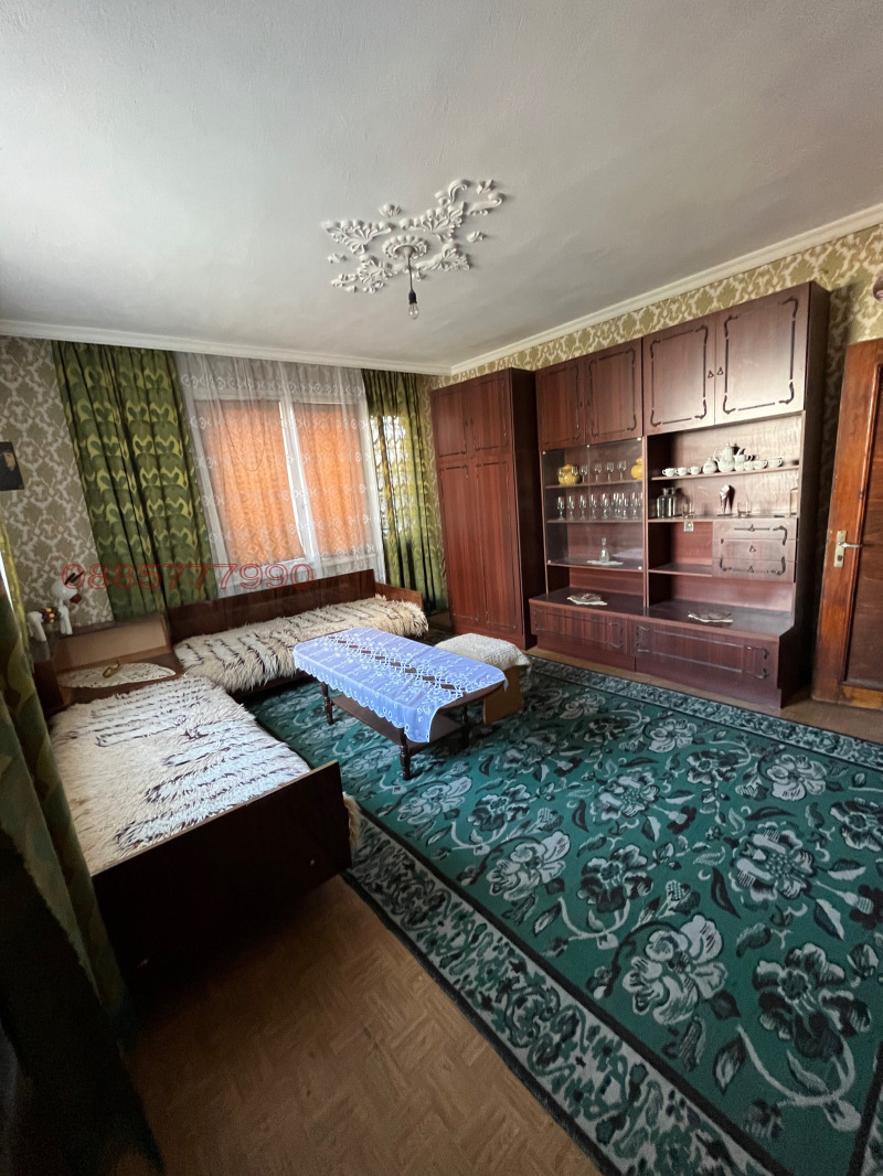 Na sprzedaż  Dom region Burgas , Ajtos , 220 mkw | 54069387 - obraz [3]