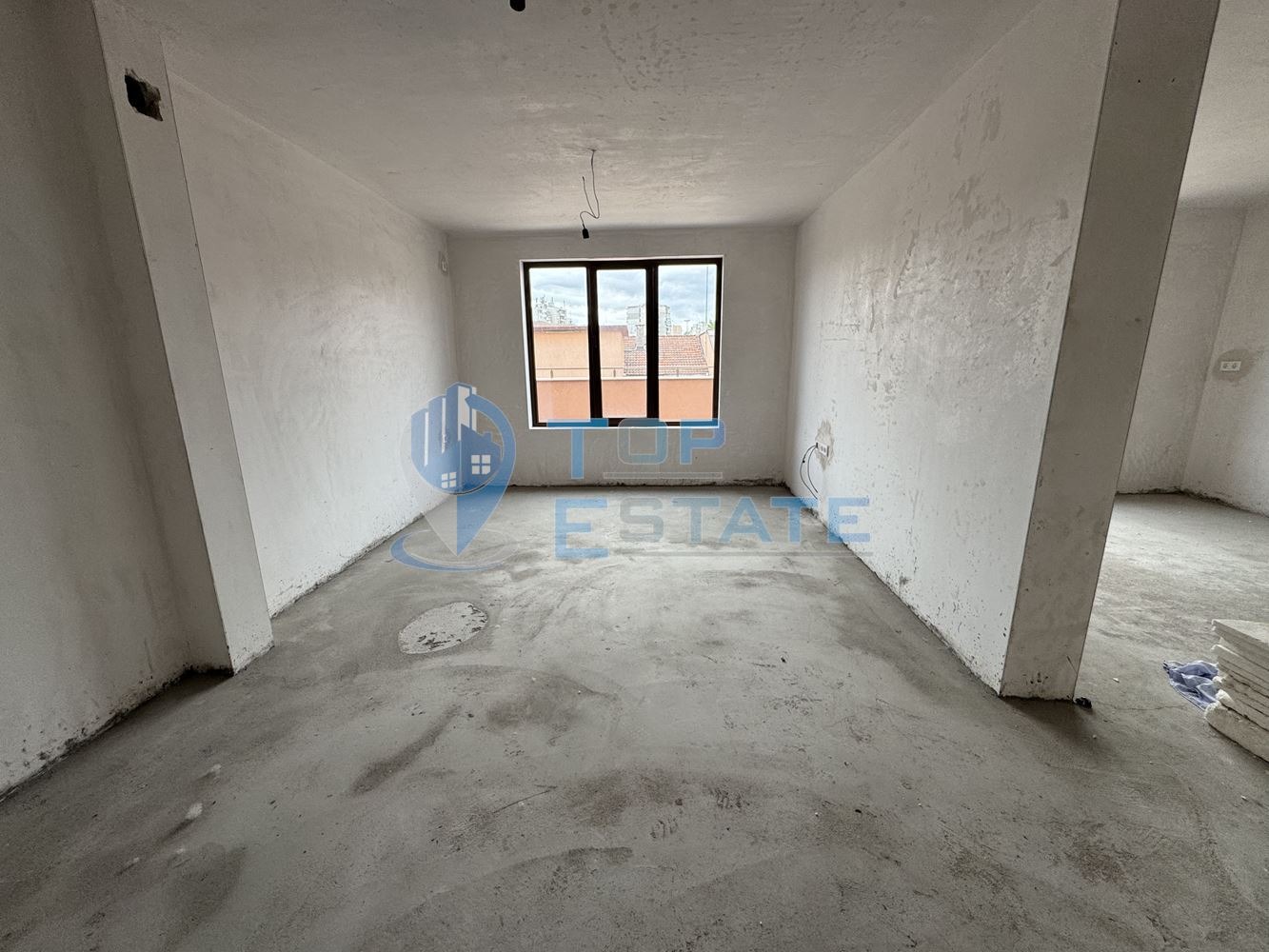 Продава 3-СТАЕН, гр. Велико Търново, Бузлуджа, снимка 3 - Апартаменти - 47701347