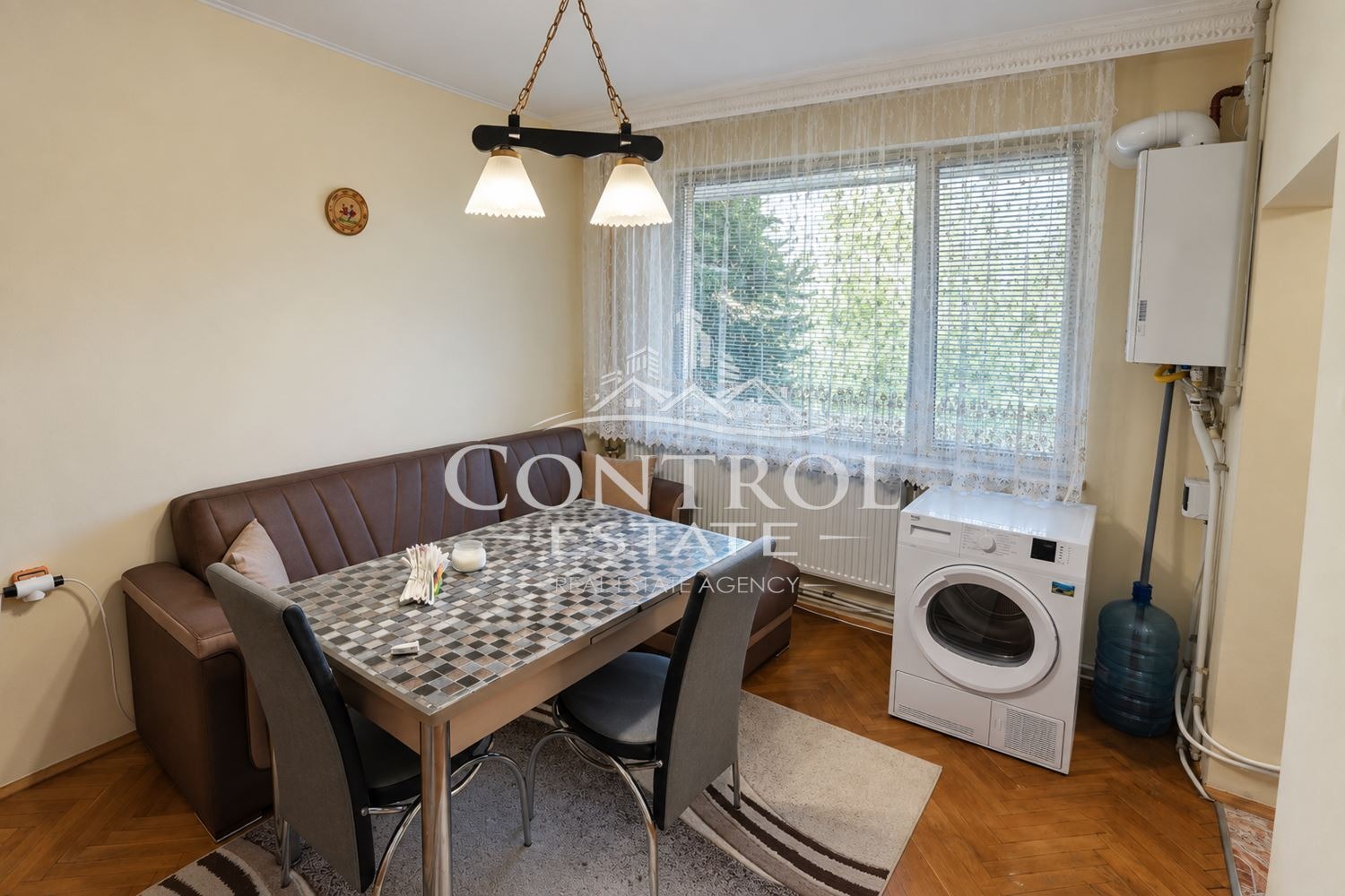 Продава 4-СТАЕН, гр. Велико Търново, Бузлуджа, снимка 3 - Апартаменти - 56214020