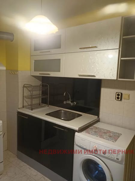 Продается  1 спальня Перник , Изток , 73 кв.м | 66459674 - изображение [3]