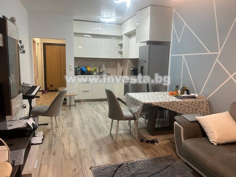 Продава  2-стаен град Пловдив , Тракия , 73 кв.м | 80671232