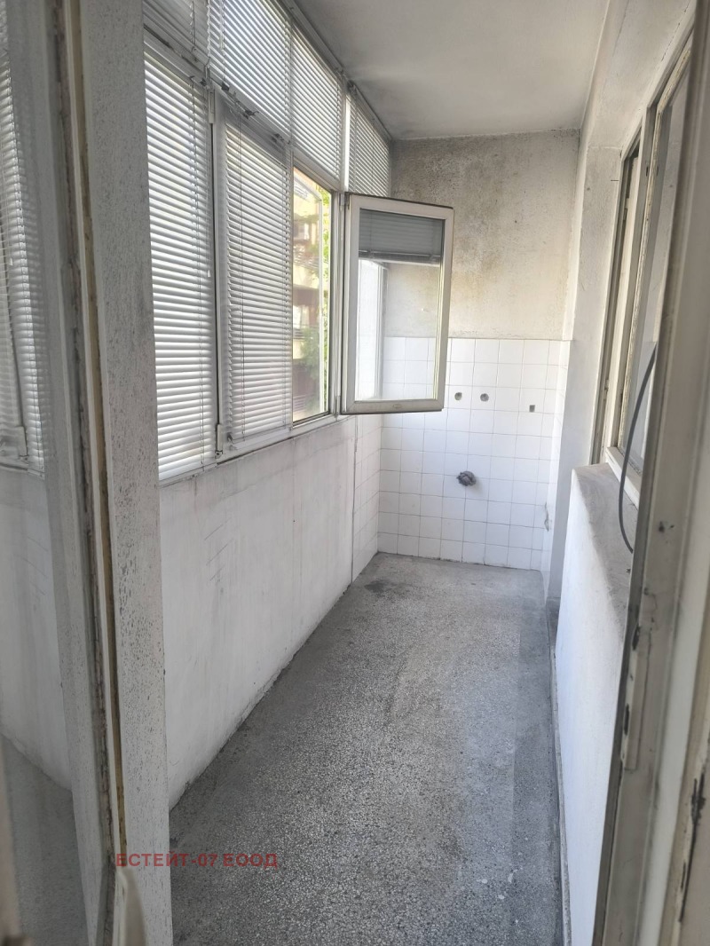 Продава  2-стаен град Пловдив , Център , 60 кв.м | 52796421 - изображение [3]