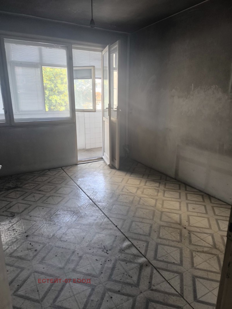 Продава  2-стаен град Пловдив , Център , 60 кв.м | 52796421 - изображение [2]