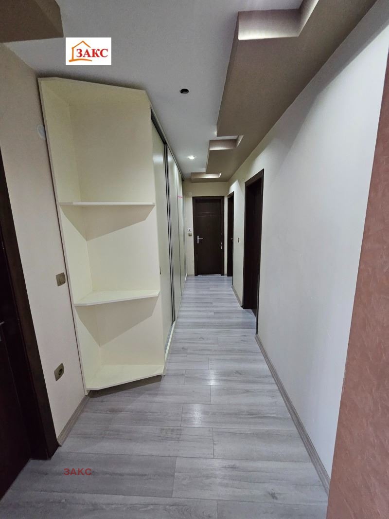 Продава МНОГОСТАЕН, гр. Кърджали, Център, снимка 5 - Апартаменти - 53292079