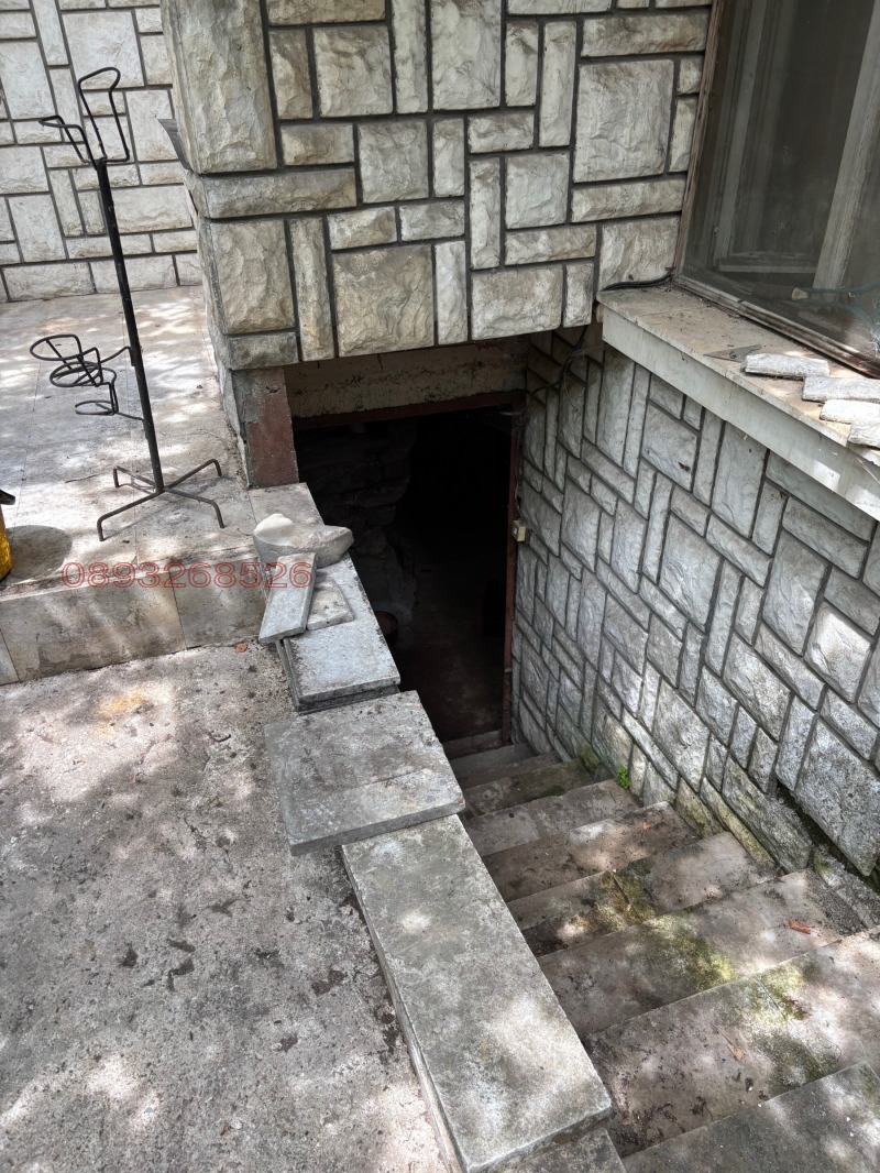 Продава ЕТАЖ ОТ КЪЩА, гр. Враца, Център, снимка 15 - Етаж от къща - 52782309