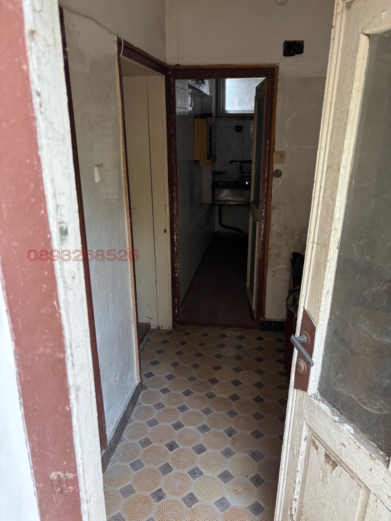 Продава ЕТАЖ ОТ КЪЩА, гр. Враца, Център, снимка 10 - Етаж от къща - 52782309