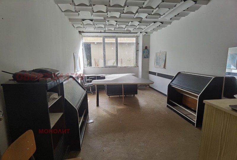 Продава ПРОМ. ПОМЕЩЕНИЕ, гр. Габрово, Бойката