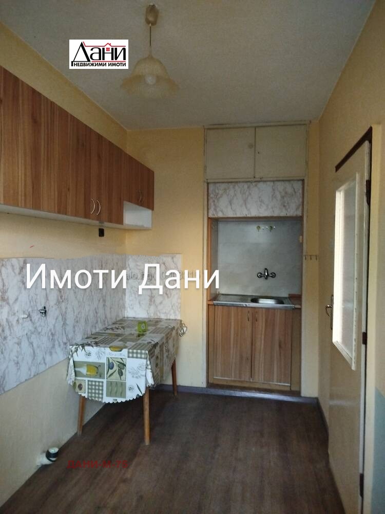 Till salu  1 sovrum Sjumen , Herson , 73 kvm | 56419376 - bild [5]