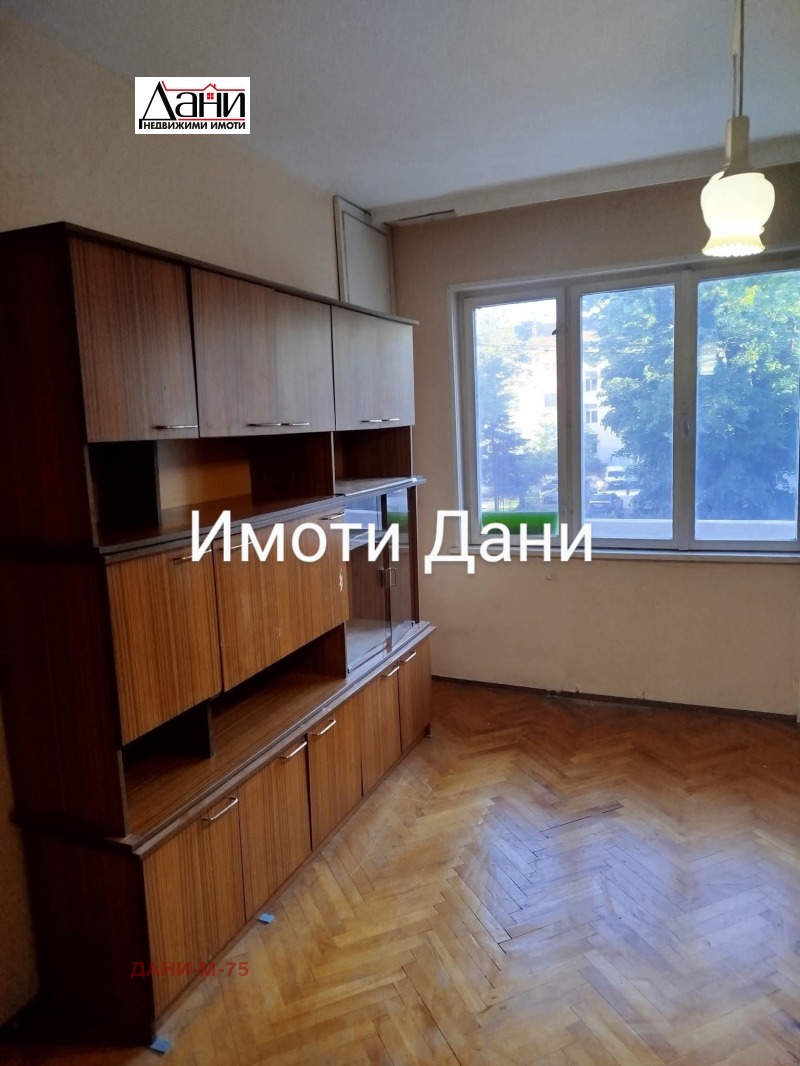 Till salu  1 sovrum Sjumen , Herson , 73 kvm | 56419376 - bild [2]