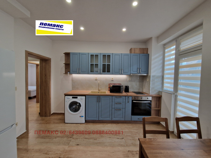 Продава 3-СТАЕН, гр. София, Младост 1