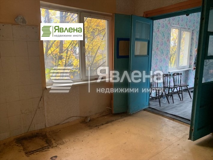 Продава 4-СТАЕН, гр. София, Център, снимка 2 - Aпартаменти - 49535408