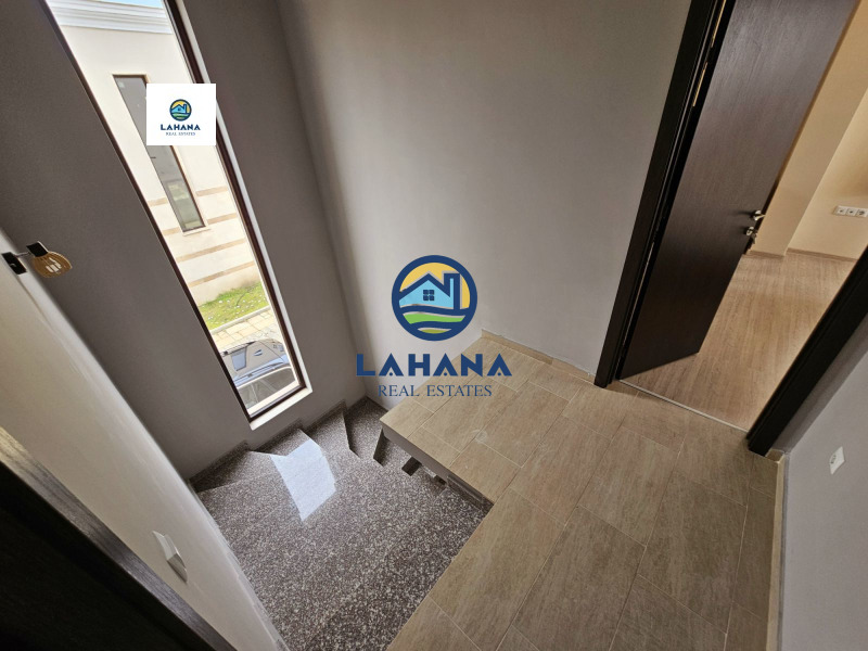 Продава КЪЩА, гр. Бургас, Сарафово, снимка 8 - Къщи - 46847590