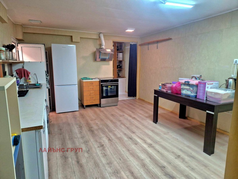 Til salg  Butik Varna , ZhP Gara , 77 kvm | 76576294 - billede [5]