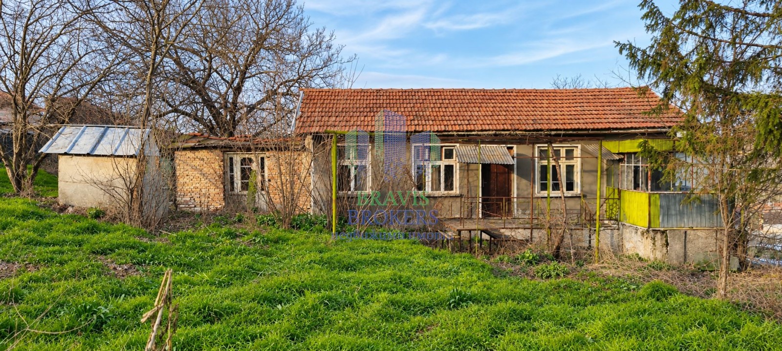 Продава КЪЩА, гр. Варна, с. Тополи
