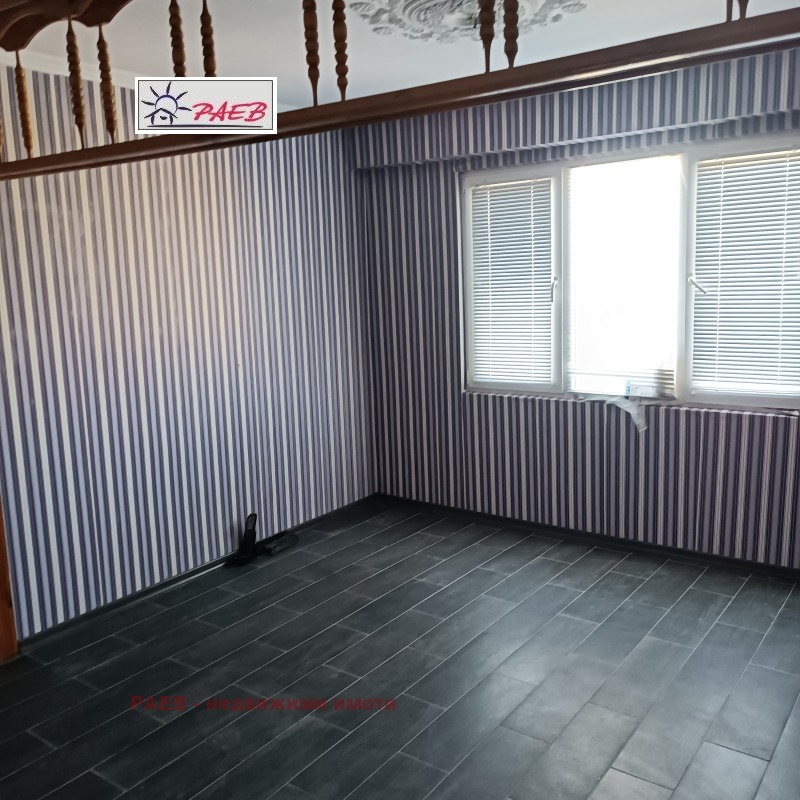 In vendita  Studio regione Ruse , Marten , 40 mq | 15867737