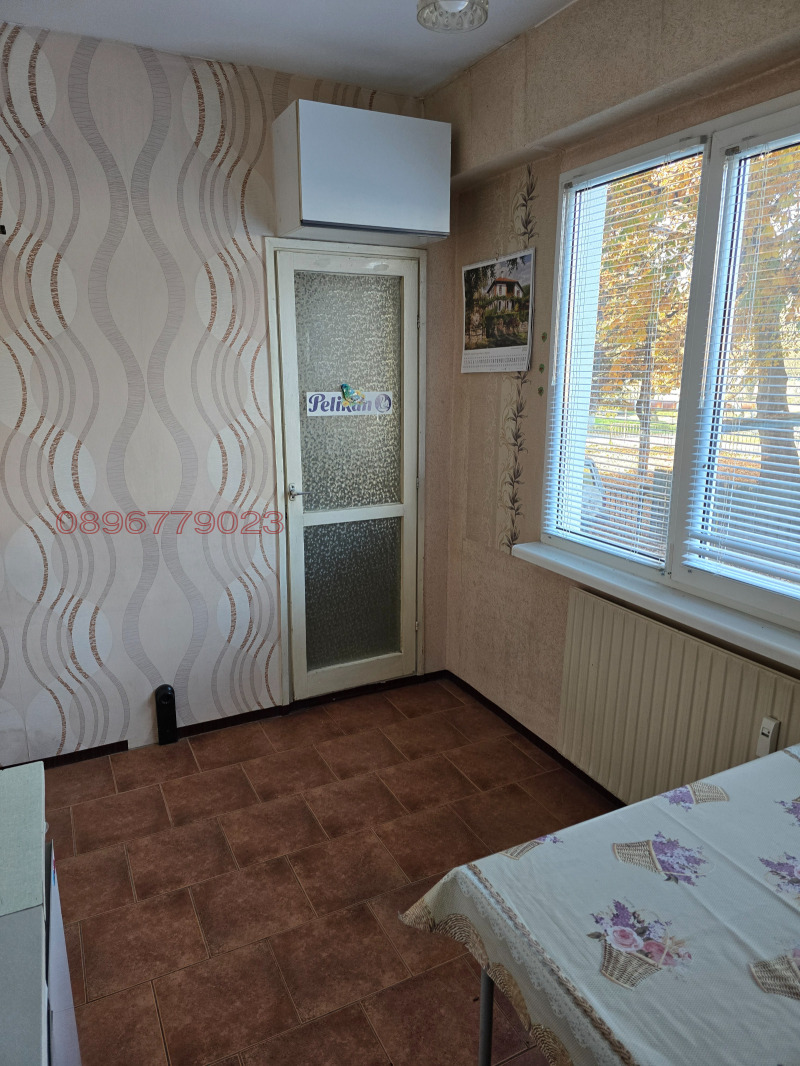 Zu verkaufen  1 Schlafzimmer Pernik , Iztok , 69 qm | 65254204 - Bild [5]