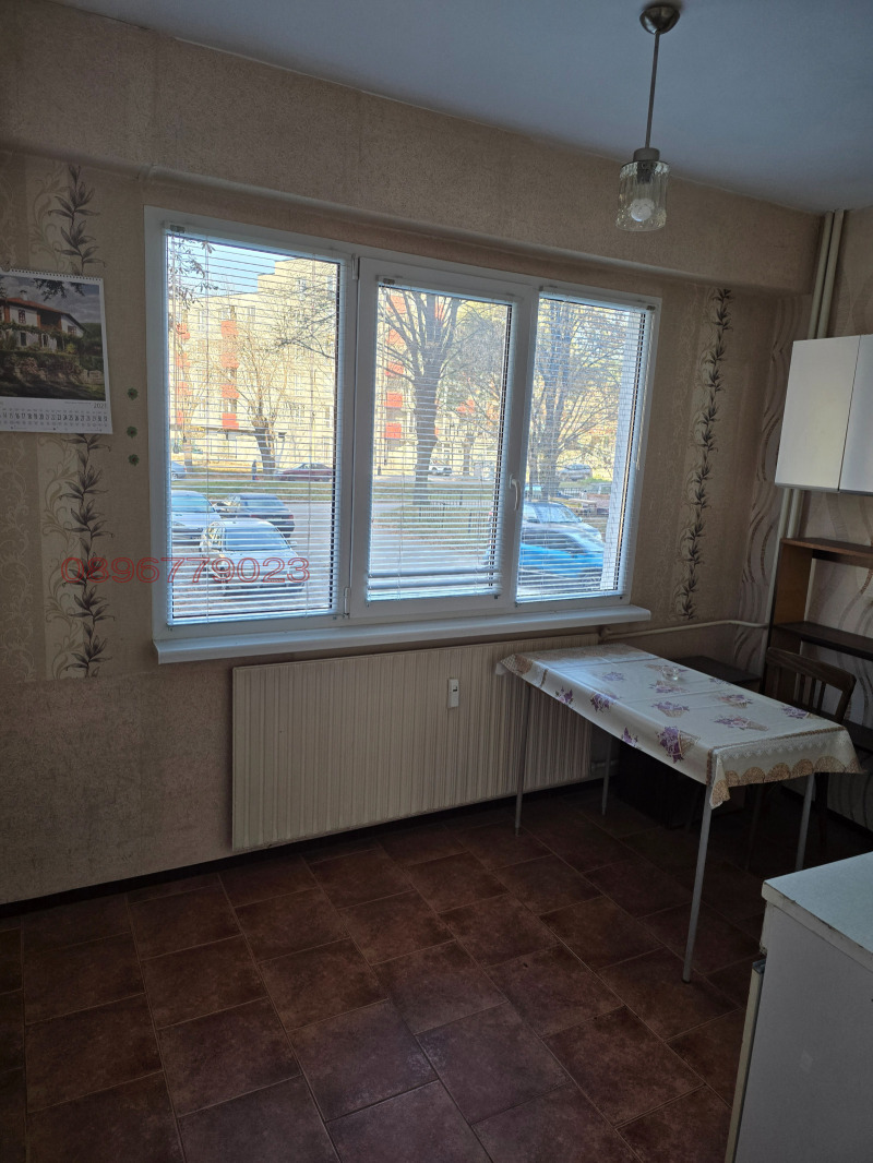 Zu verkaufen  1 Schlafzimmer Pernik , Iztok , 69 qm | 65254204 - Bild [4]